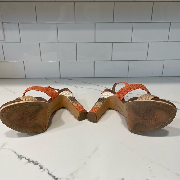 Vince Camuto heels woven soft calf ocean coral combo - Picture 4 of 4
